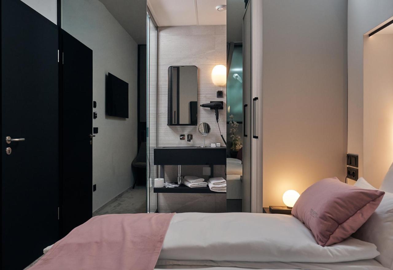 Hotel The