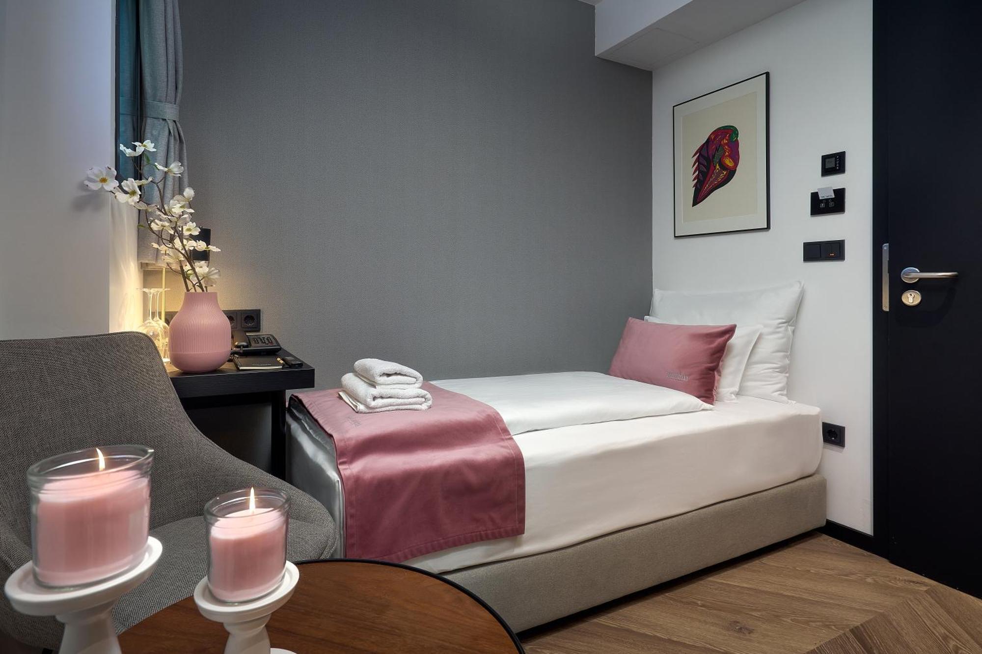 The Hotel 4*