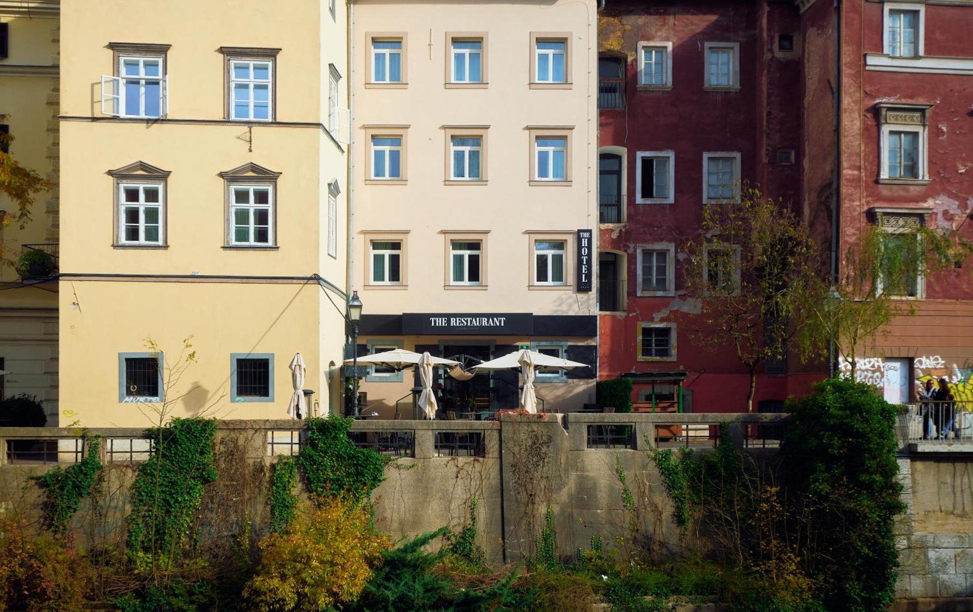 Hotel The